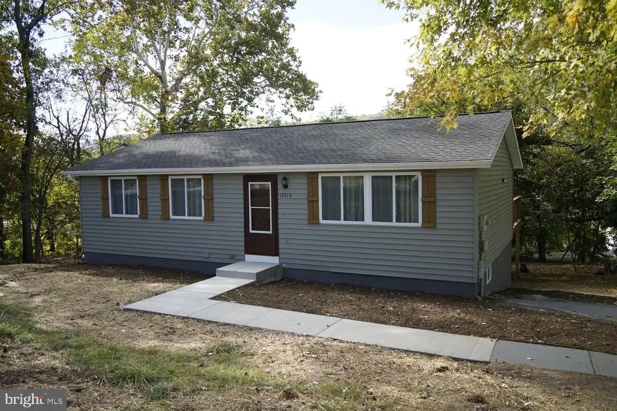 13515 Primrose St, Cumberland, MD 21502 - #1