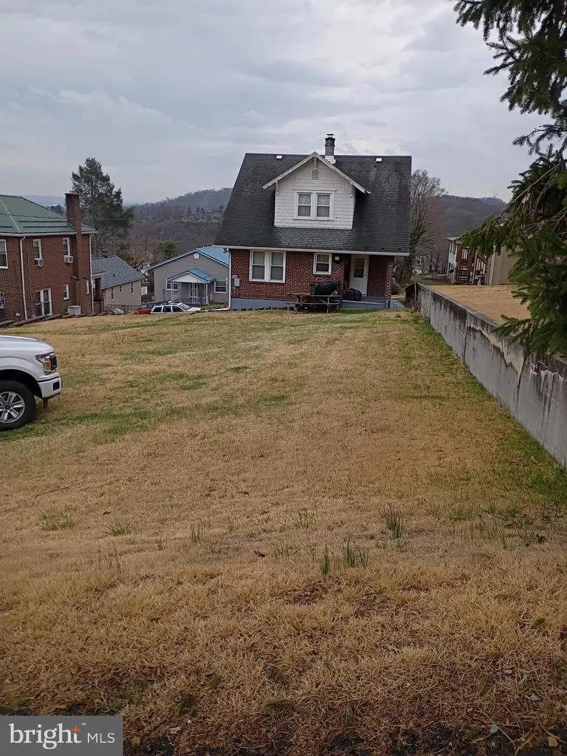 825 Shawnee Ave, Cumberland, MD 21502 - #3