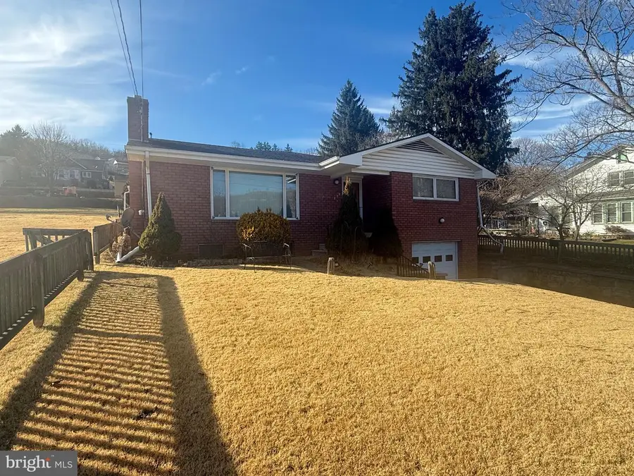 226 Wood St, Westernport, MD 21562 - #2