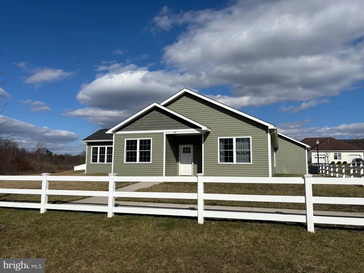 93 Candlewick Ct, Frostburg, MD 21532 - #1