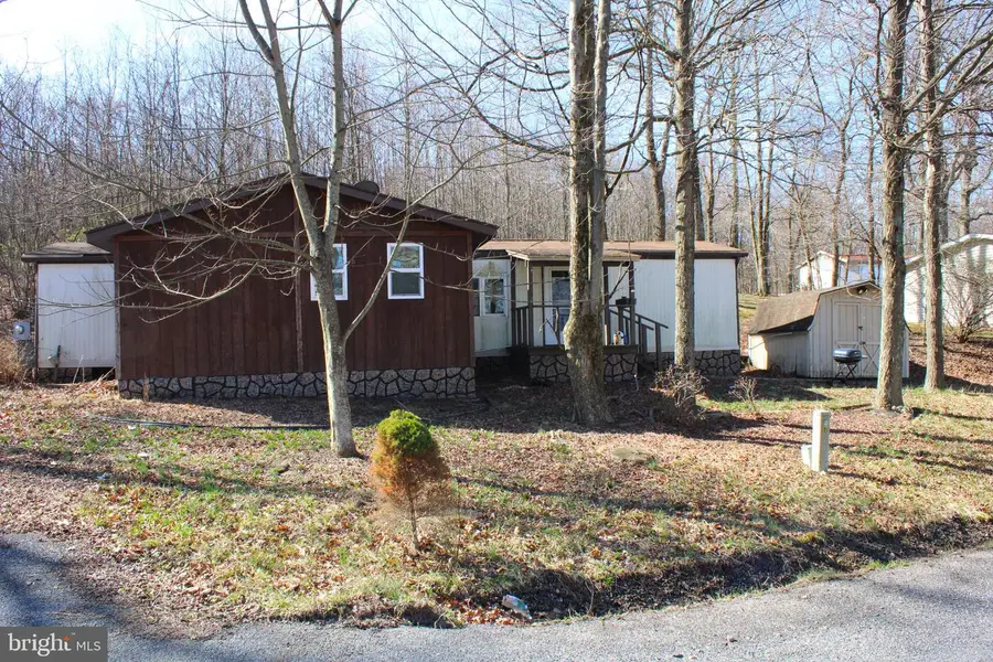 15904 Woodsview Dr, Frostburg, MD 21532 - #2