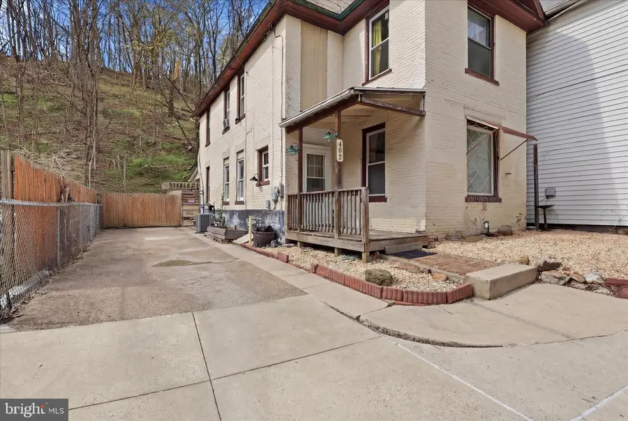 402 Goethe St, Cumberland, MD 21502 - #3