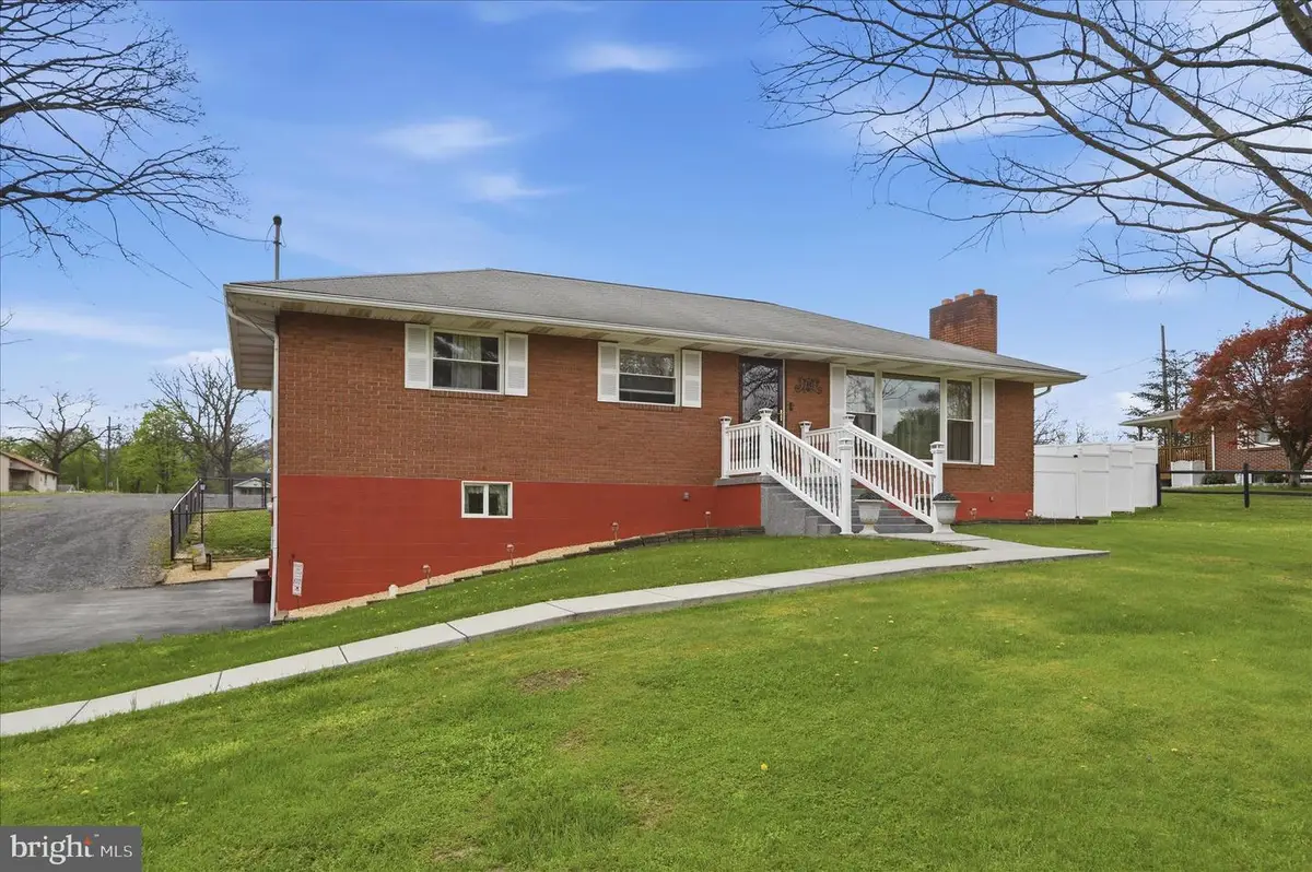 14704 Main St, Cresaptown, MD 21502 - #1