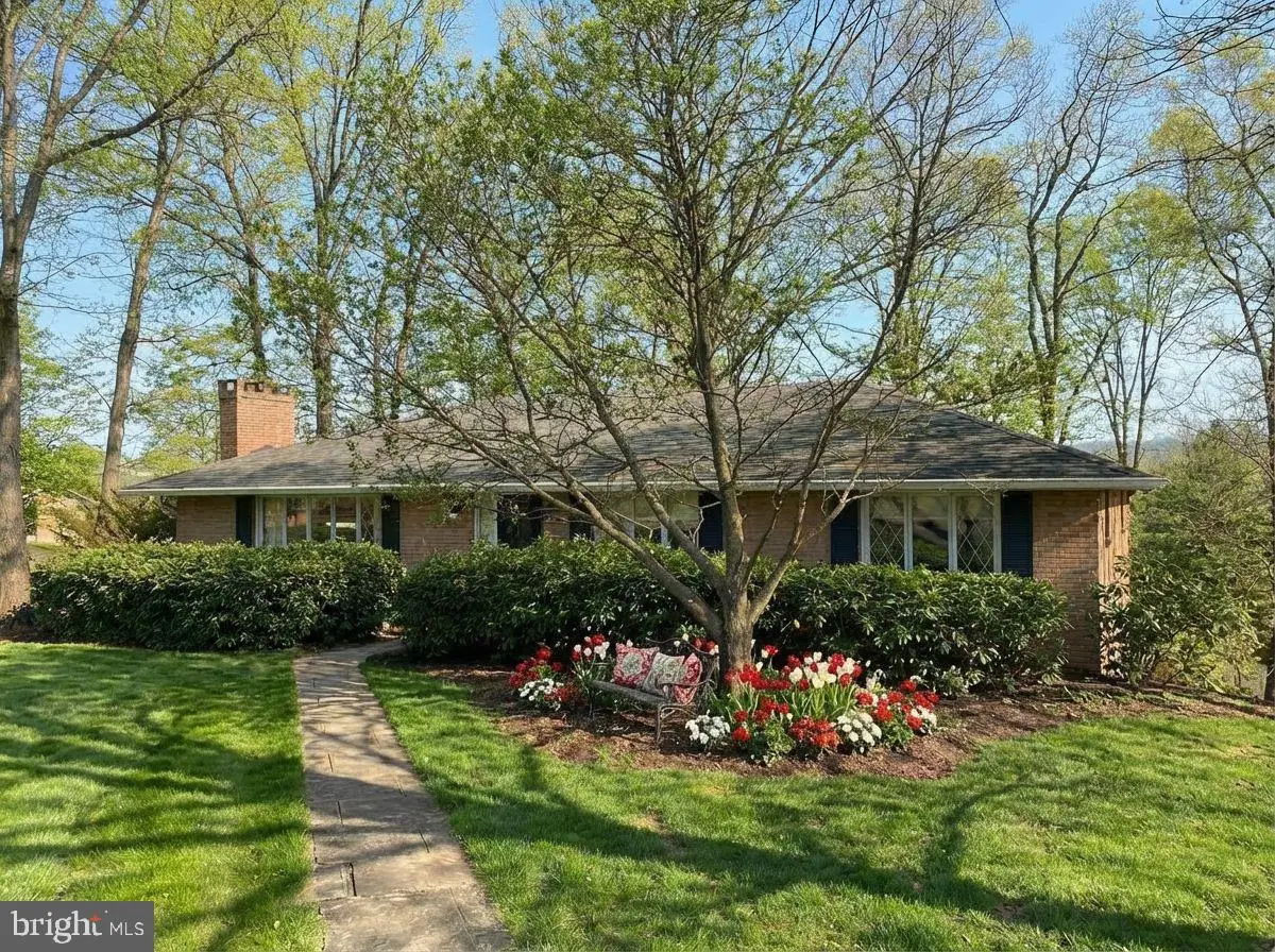 54 Hawthorne Dr, Frostburg, MD 21532 - #1