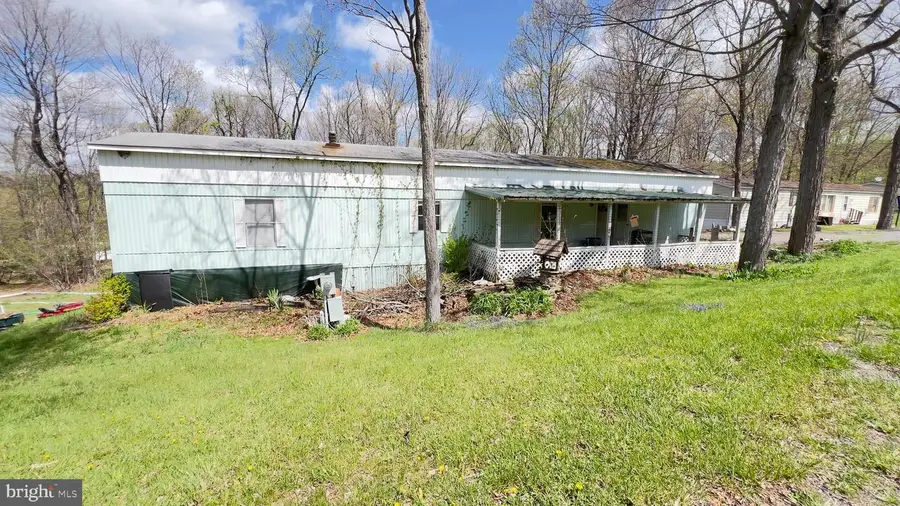 15909 Woodsview Dr, Frostburg, MD 21532 - #2