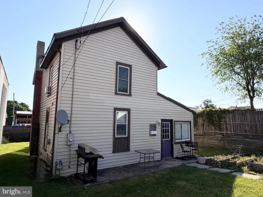 161 W Mechanic St, Frostburg, MD 21532 - #2