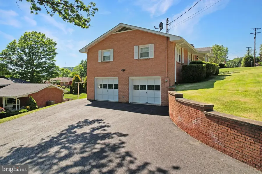 203 Marsh Ave, Westernport, MD 21562 - #2