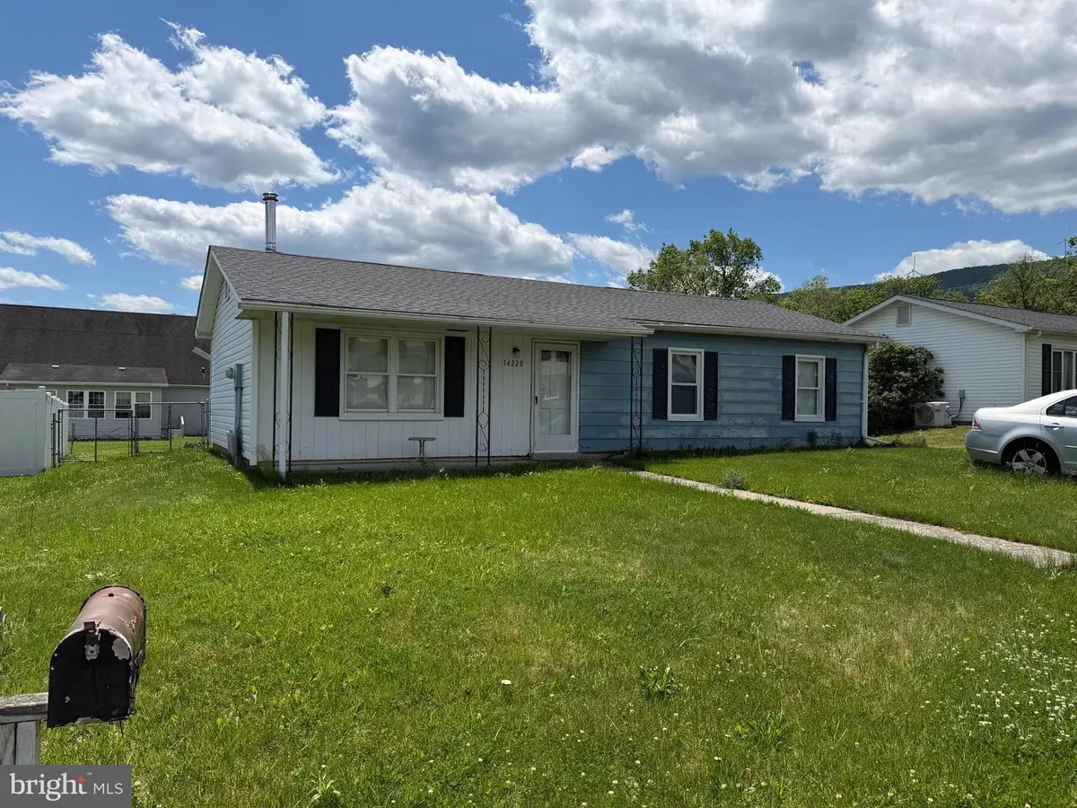 14220 Oak View Dr Sw, Cresaptown, MD 21502 - #1