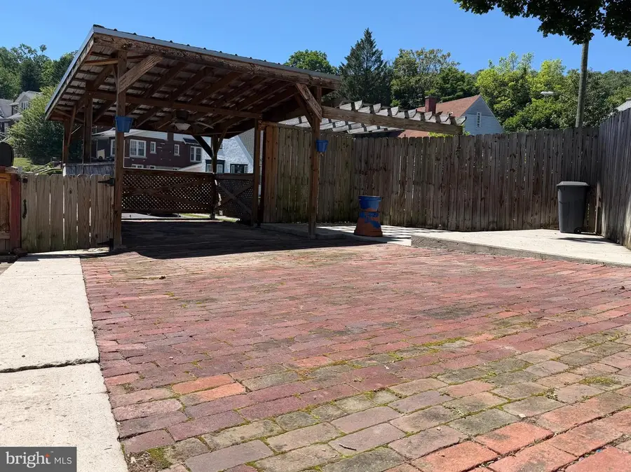 812 Fayette St, Cumberland, MD 21502 - #3