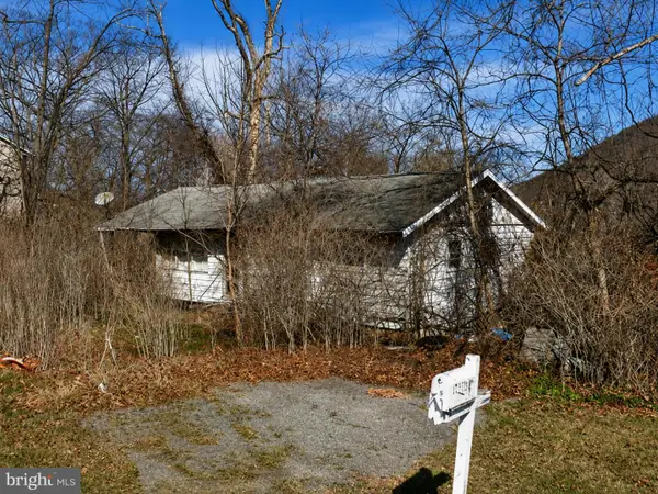 13008 Mallard St, CUMBERLAND, MD 21502