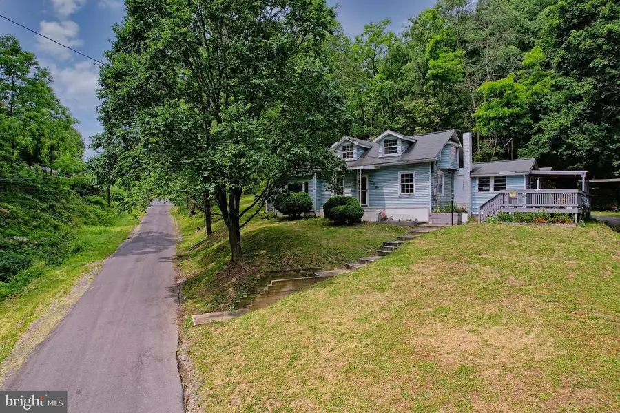 302 Wills Creek Ave, Cumberland, MD 21502 - #2