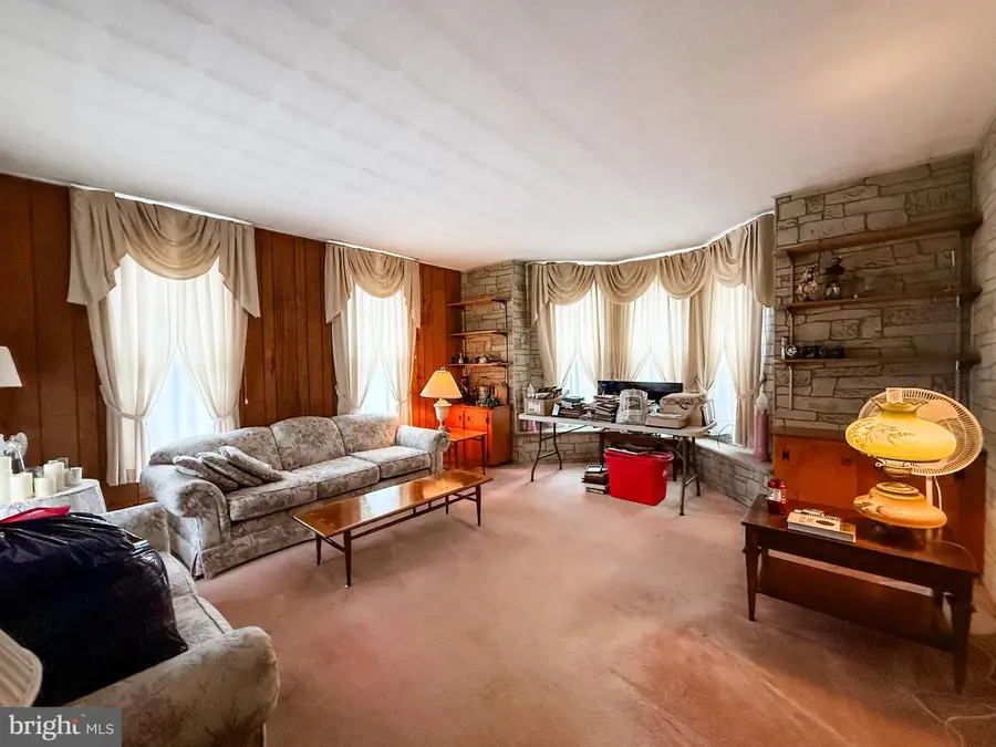 4 Sunnyside Dr, Lonaconing, MD 21539 - #3