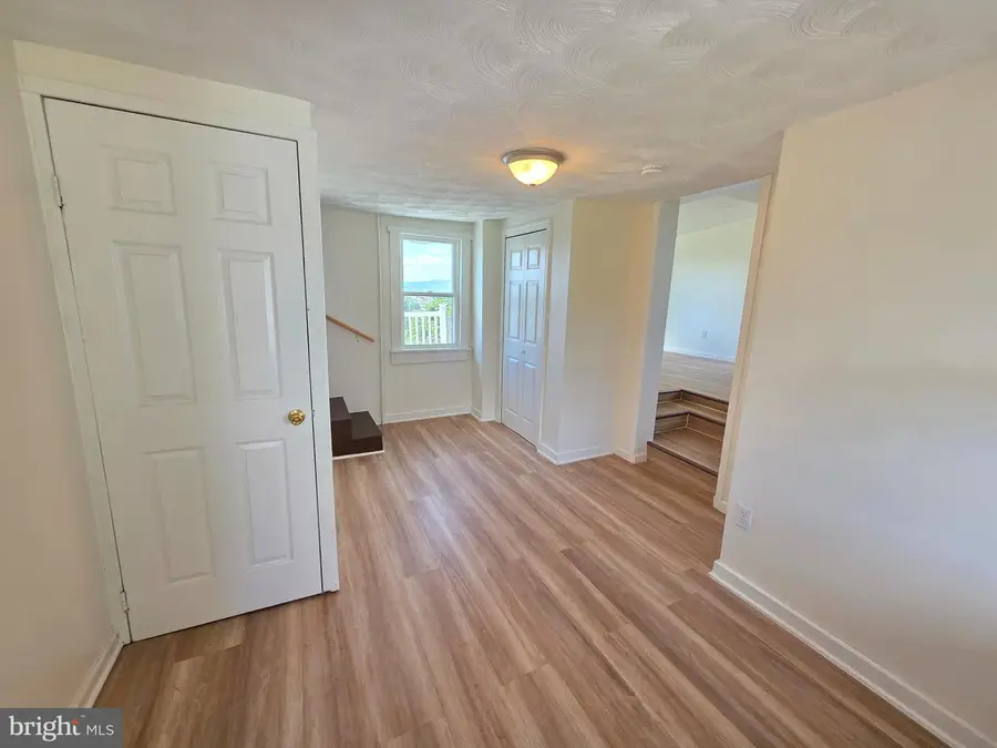 35 Mount Pleasant St, Frostburg, MD 21532 - #3