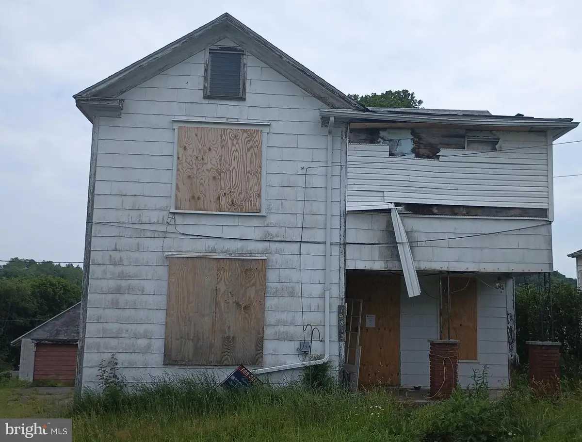 19813 Broad St, Frostburg, MD 21532 - #1