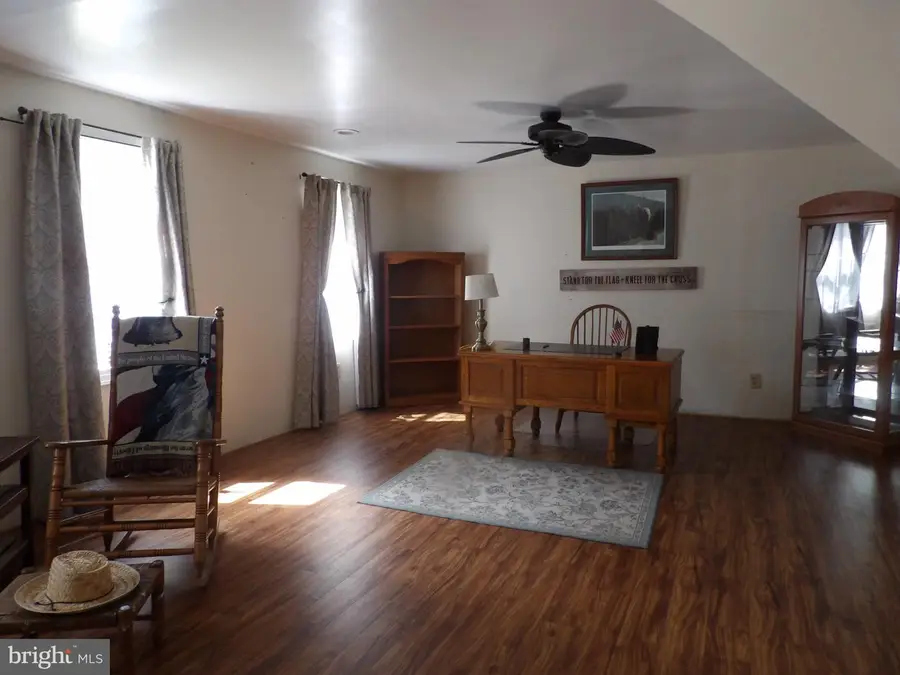 40 Detmold St, Lonaconing, MD 21539 - #3