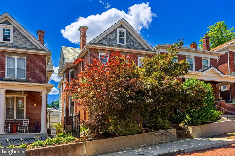 212 Schley St, Cumberland, MD 21502 - #3