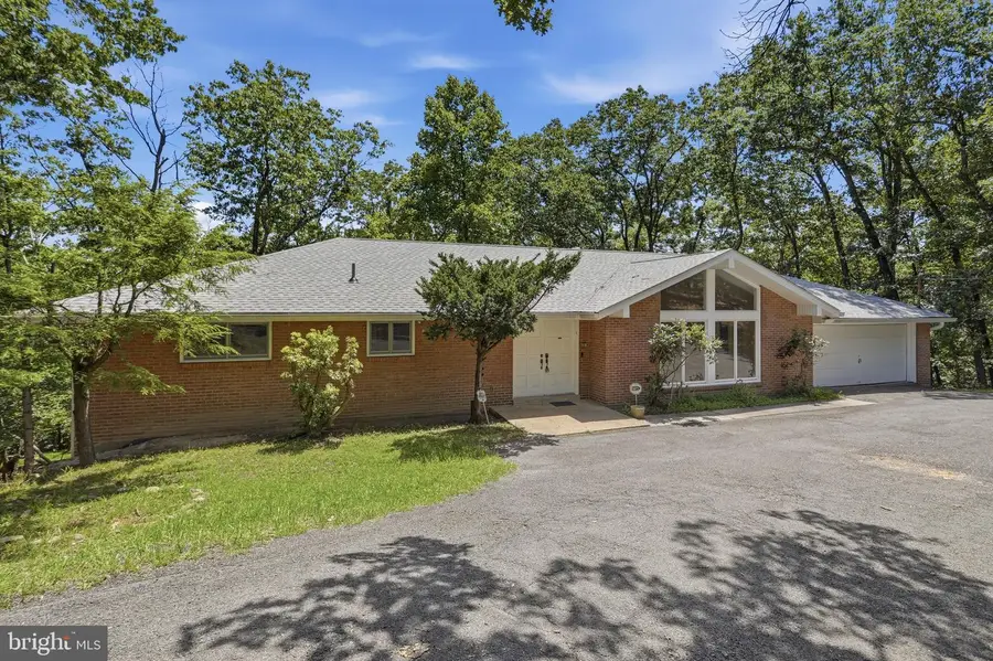 935 Dingle Park Dr, Cumberland, MD 21502 - #2