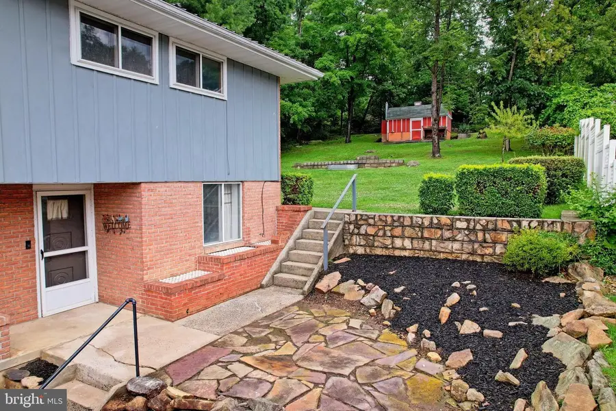 304 Baughman St, Westernport, MD 21562 - #2