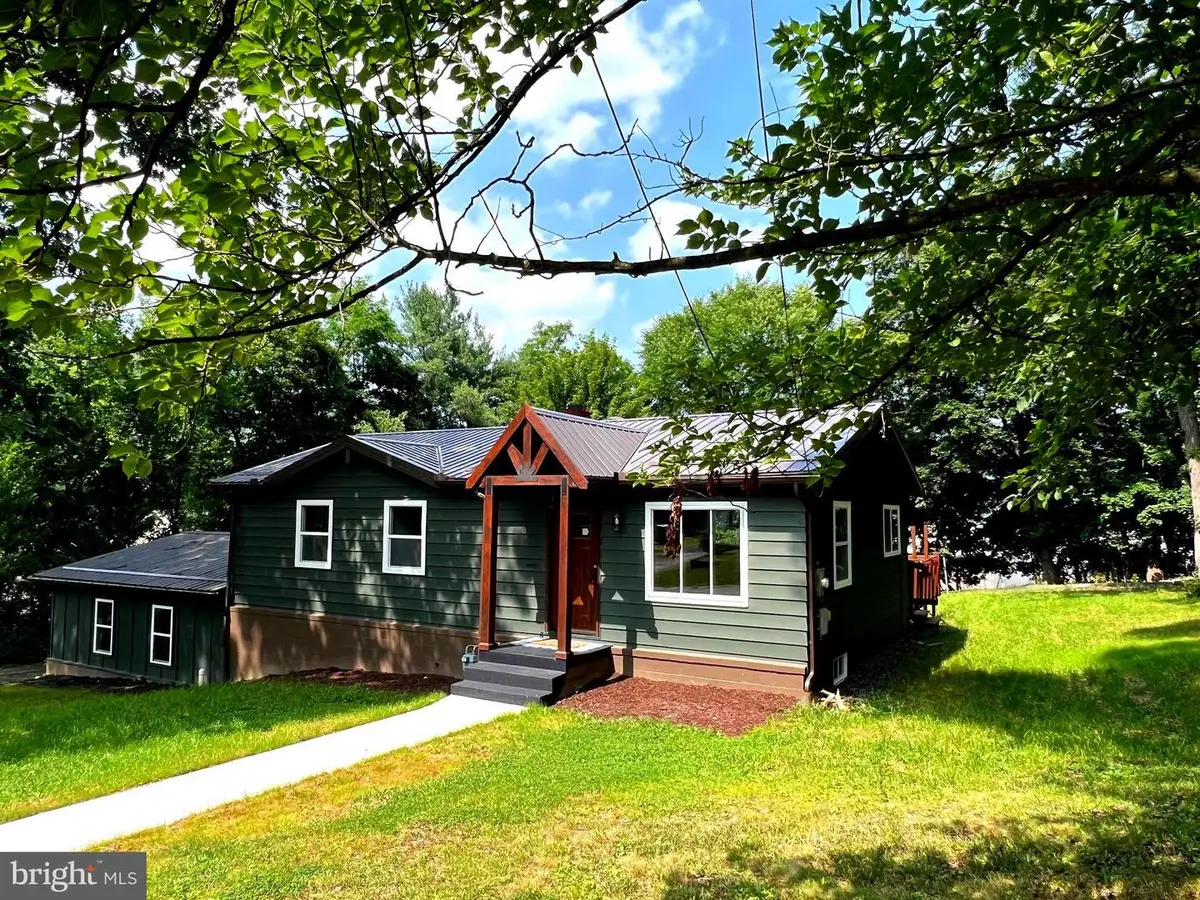 18 Park Ave, La Vale, MD 21502 - #1