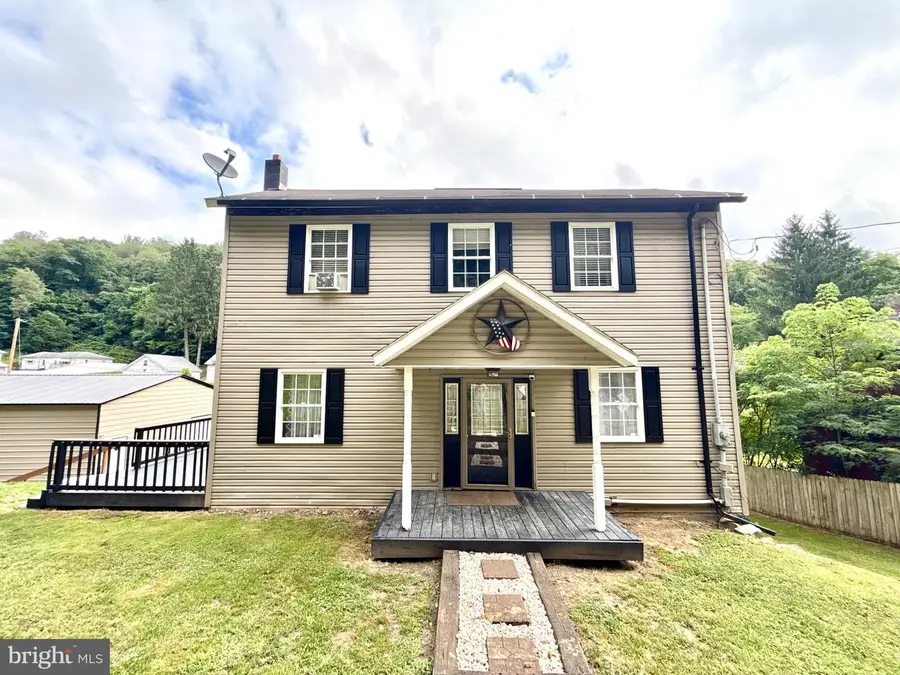 104 Douglas Ave, Lonaconing, MD 21539 - #2