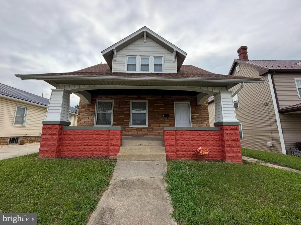22 S Massachusetts Ave, Cumberland, MD 21502 - #1