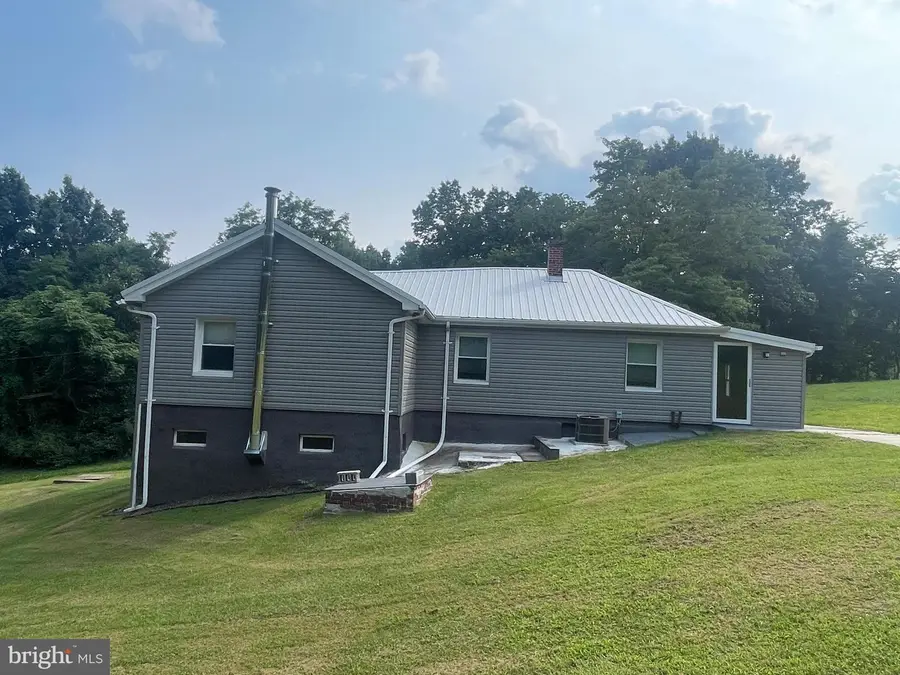 13002 Moores Hollow Rd Se, Cumberland, MD 21502 - #2