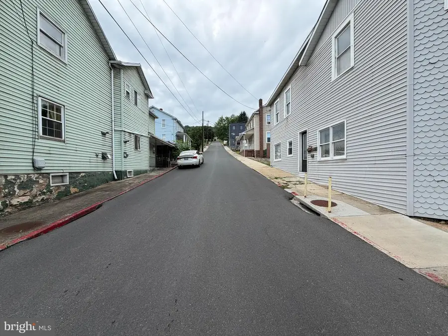 301 Rock St, Westernport, MD 21562 - #2