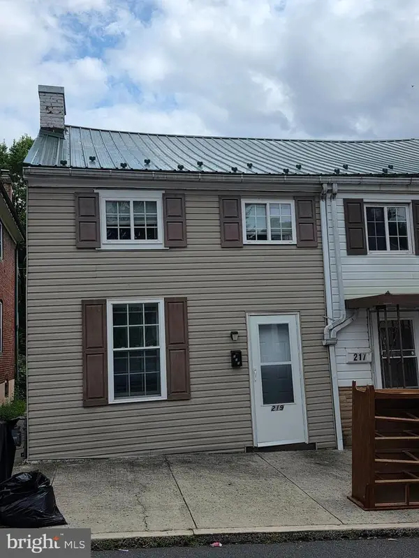 219 Pear St, CUMBERLAND, MD 21502