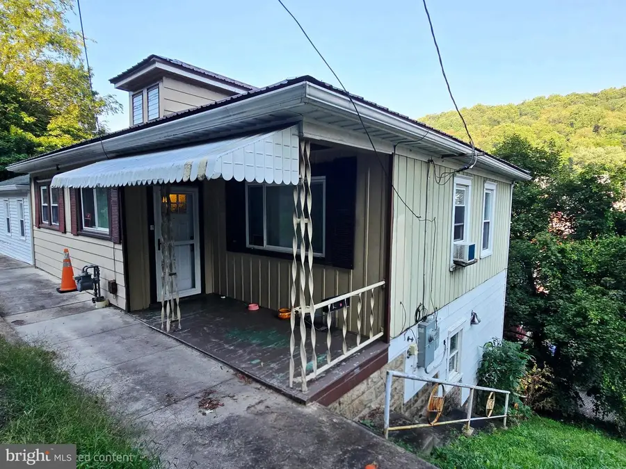 612 Woodlawn Ter, Cumberland, MD 21502 - #3