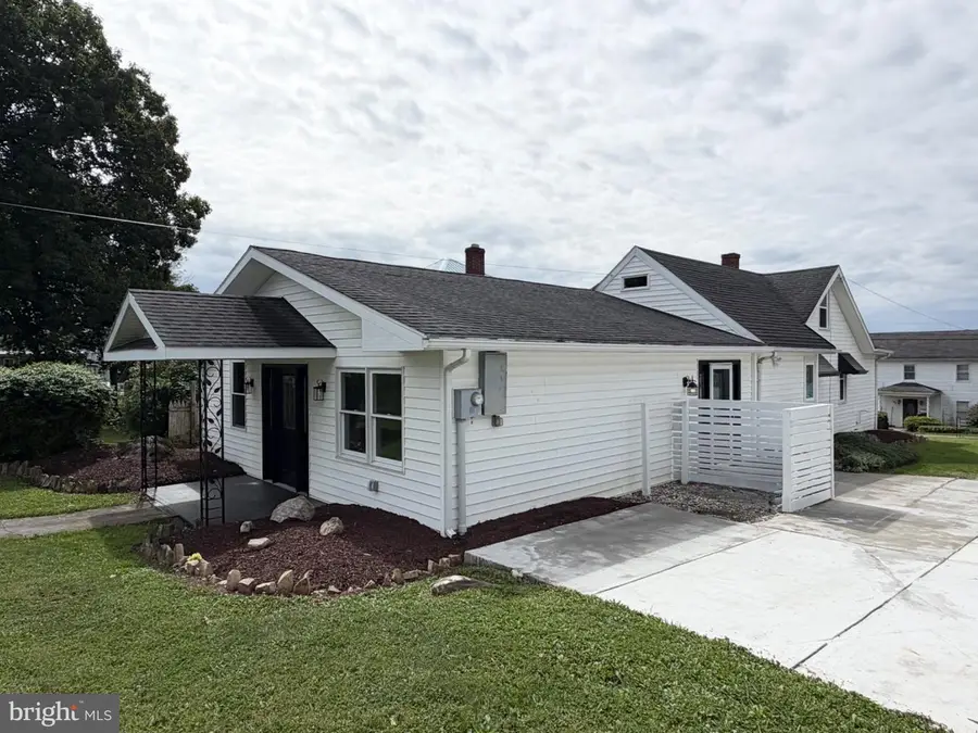 33 Linden St, Frostburg, MD 21532 - #3