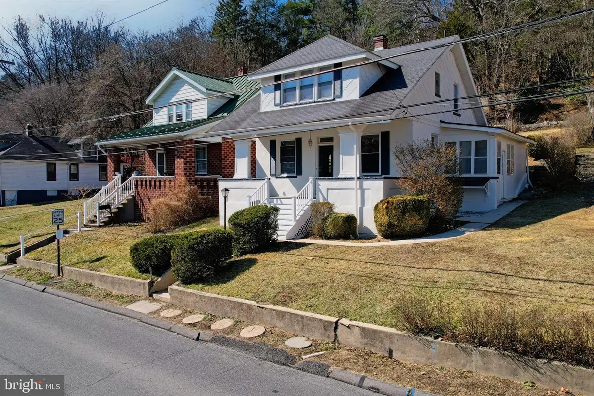 802 Bedford St, Cumberland, MD 21502 - #1