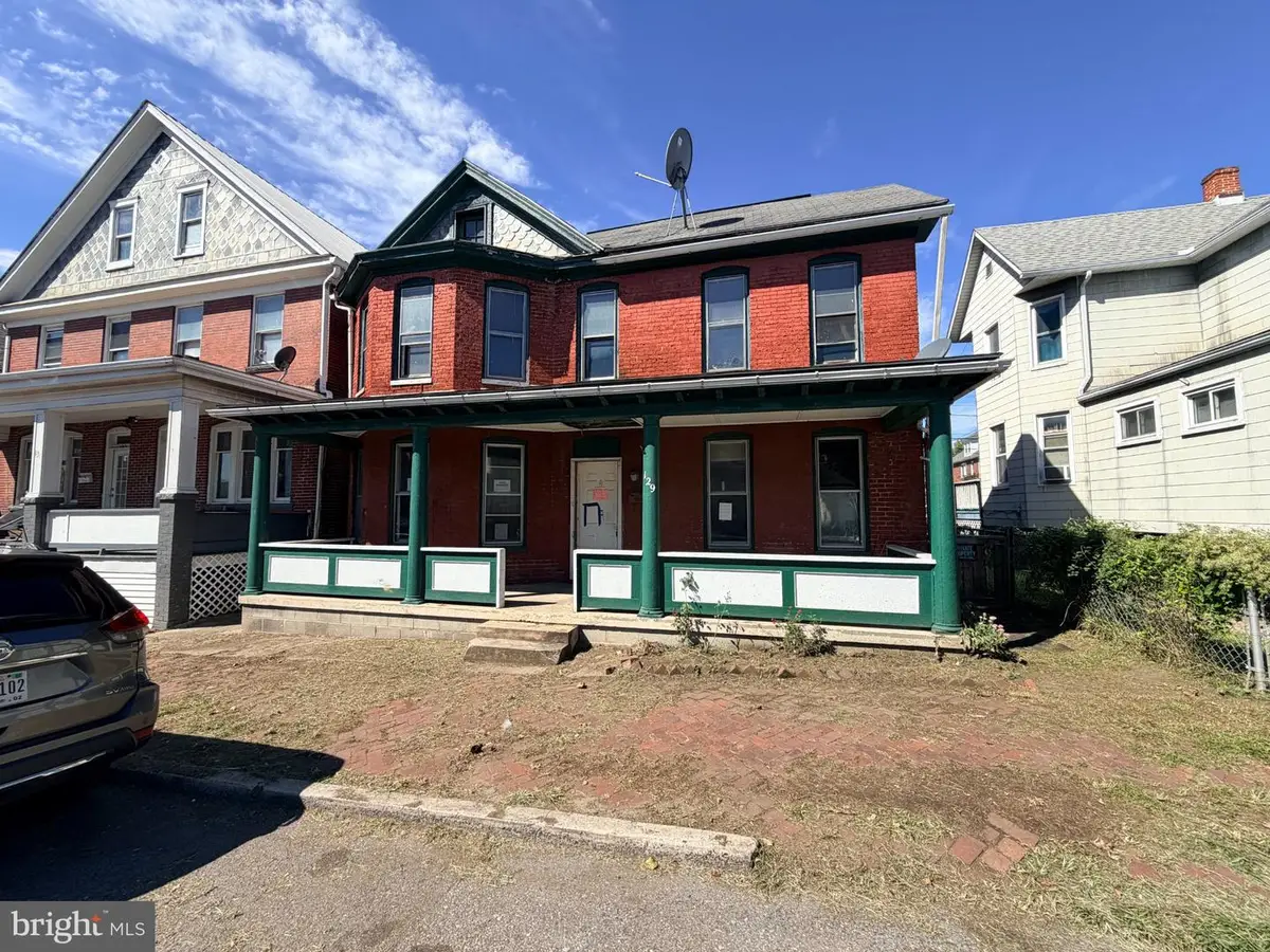 129 Arch St, Cumberland, MD 21502 - #1