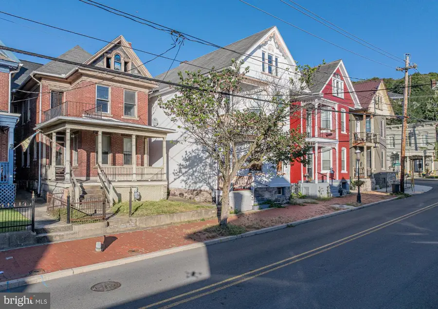 7 Decatur St, Cumberland, MD 21502 - #2