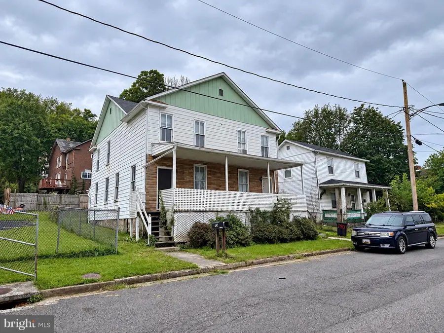 928 Glenwood St, Cumberland, MD 21502 - #2