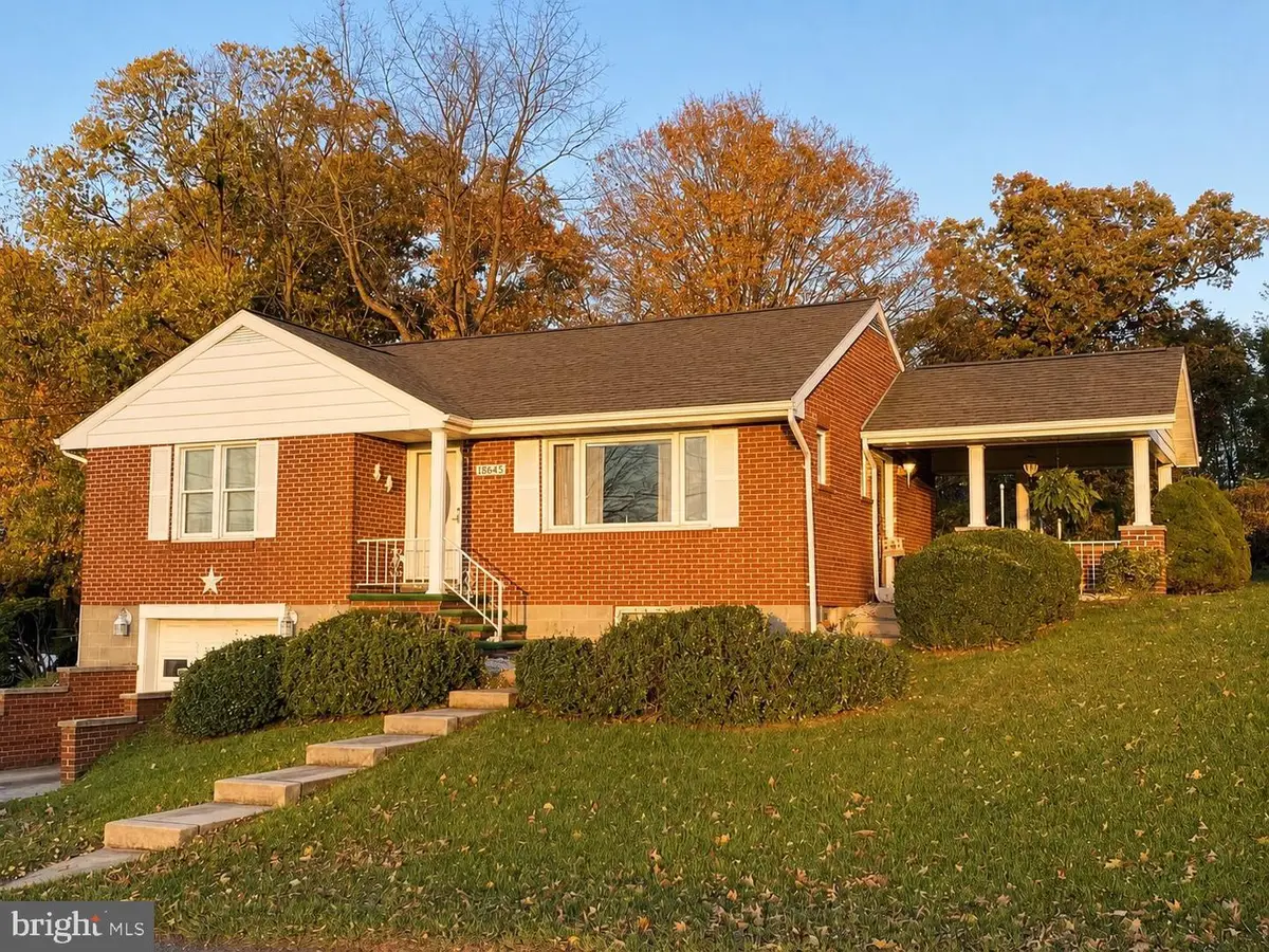 18645 Cherry Ln Sw, Frostburg, MD 21532 - #1