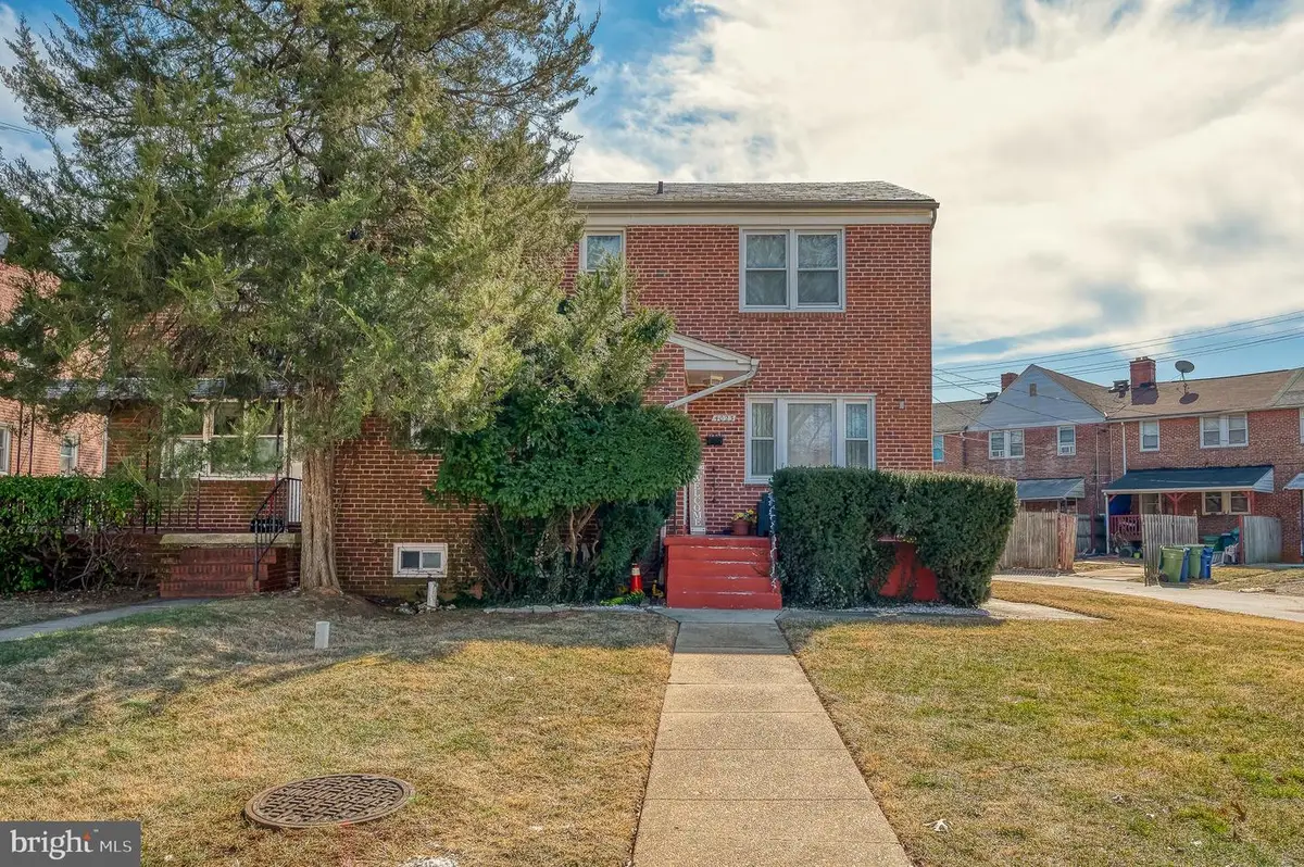 4023 Fallstaff Rd, Baltimore, MD 21215 - Image #1