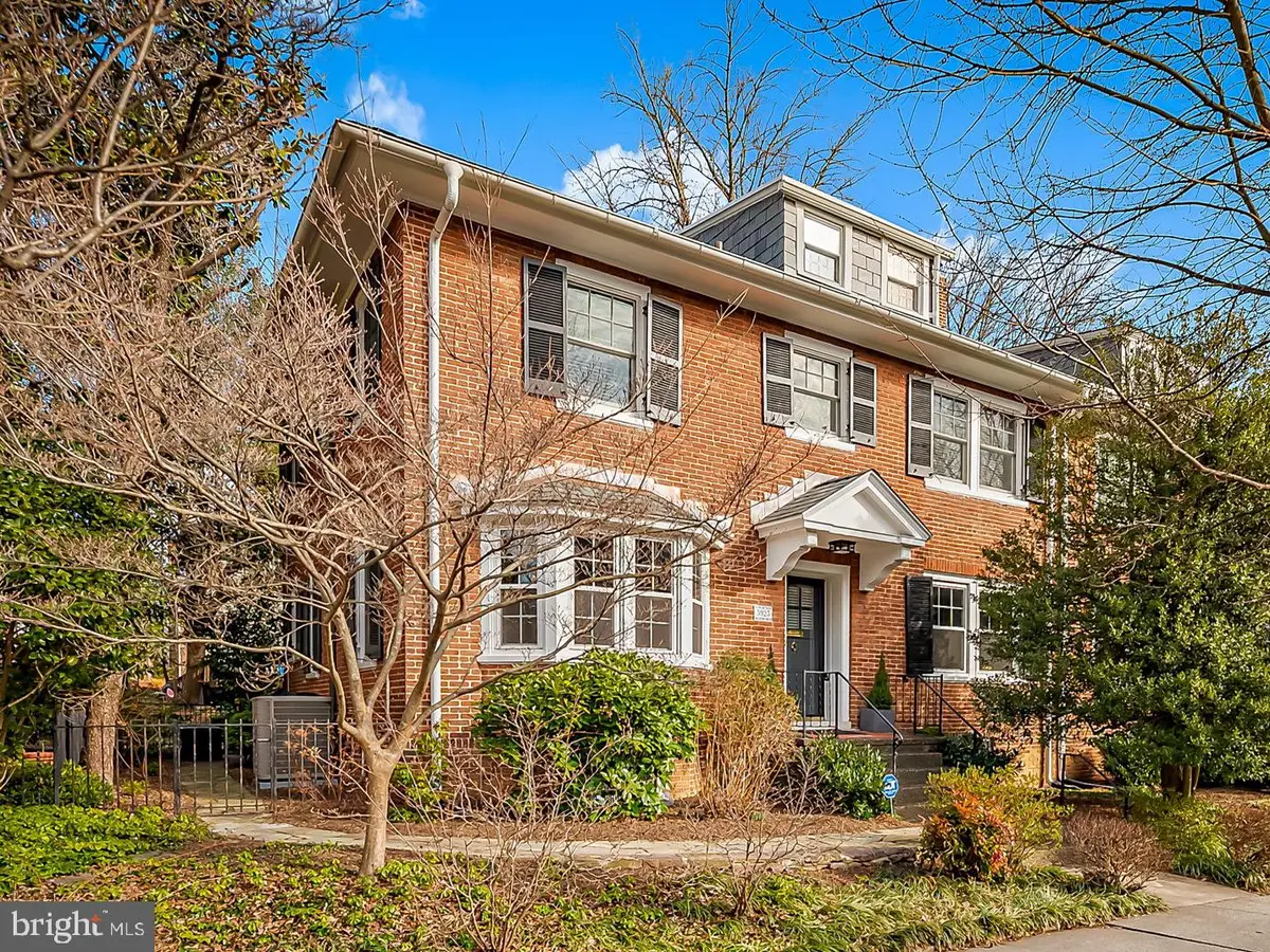 3923 Canterbury Rd, Baltimore, MD 21218 - #1
