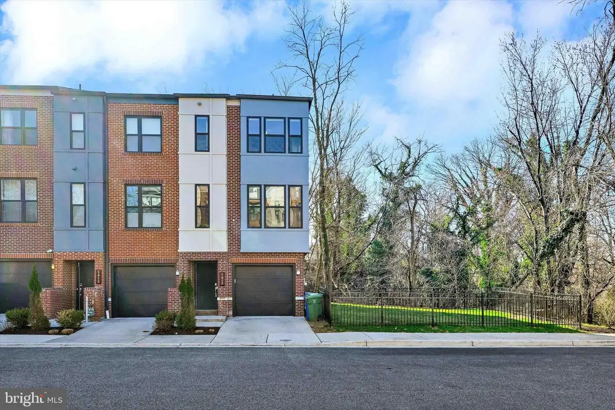 1417 Redfern Ave, Baltimore, MD 21211 - Image #1