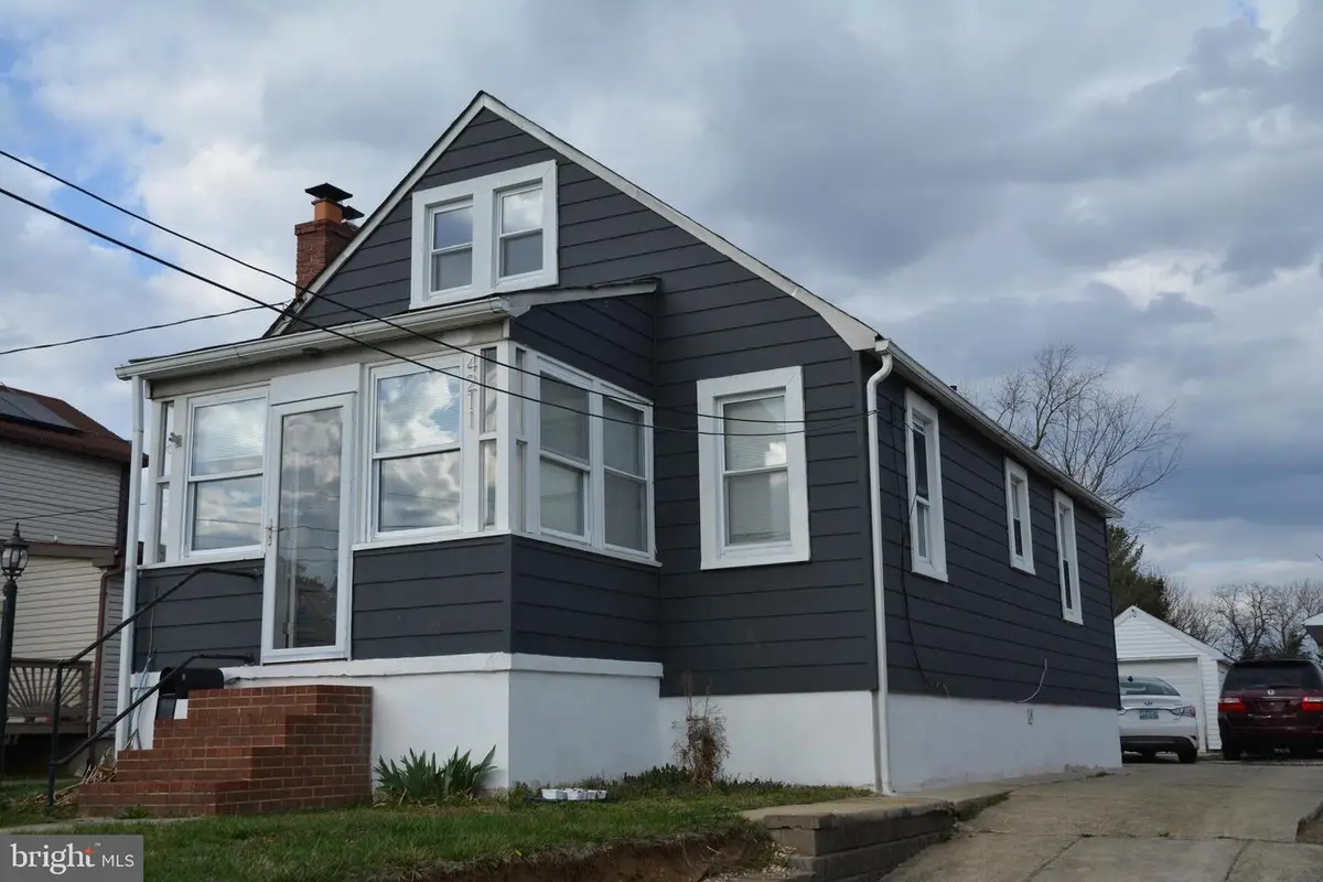 4211 5th St, Baltimore, MD 21225 - Image #1