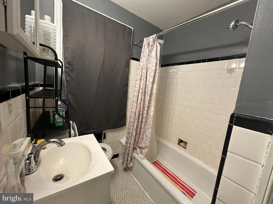 205 N Culver St, Baltimore, MD 21229 - #3