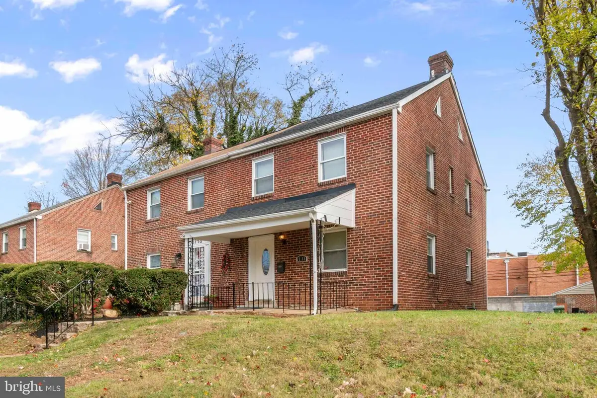 5711 Narcissus Ave, Baltimore, MD 21215 - Image #1