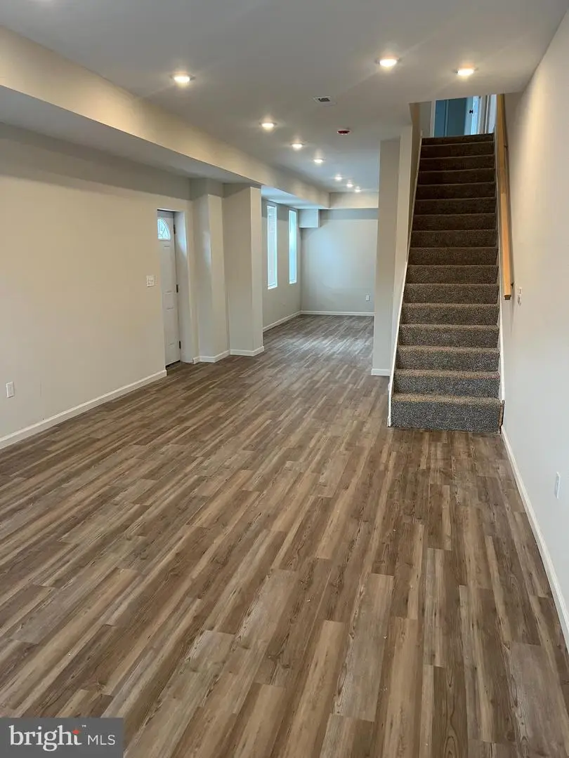 2600 E Hoffman St, Baltimore, MD 21213 - Image #2