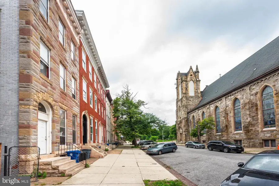 724 N Carrollton Ave, Baltimore, MD 21217 - Image #3