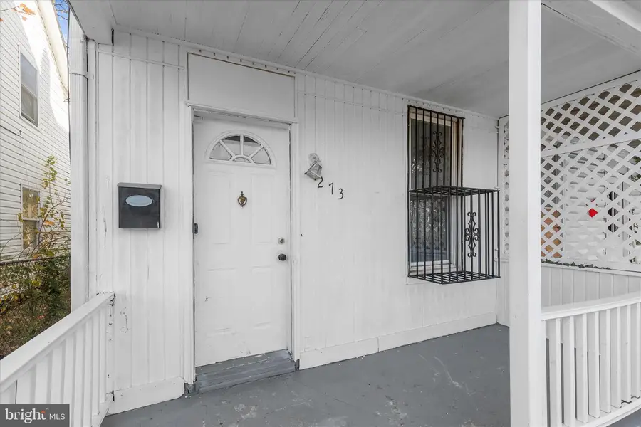 273 Mccurley St, Baltimore, MD 21229 - Image #2