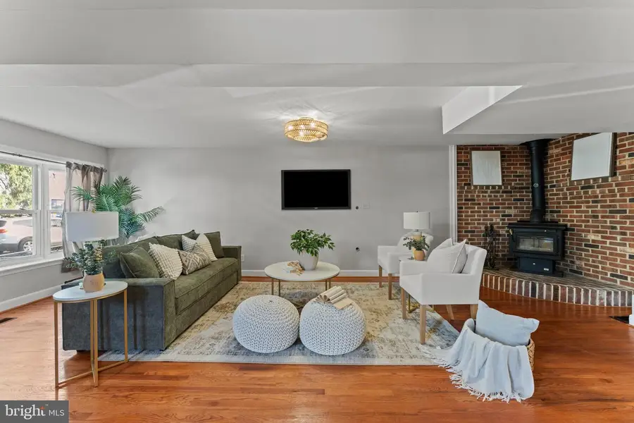 3508 Buena Vista Ave, Baltimore, MD 21211 - Image #2