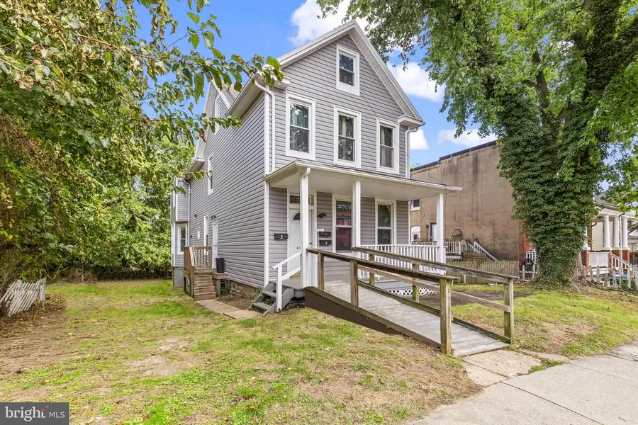 449 S Augusta Ave, Baltimore, MD 21229 - Image #2