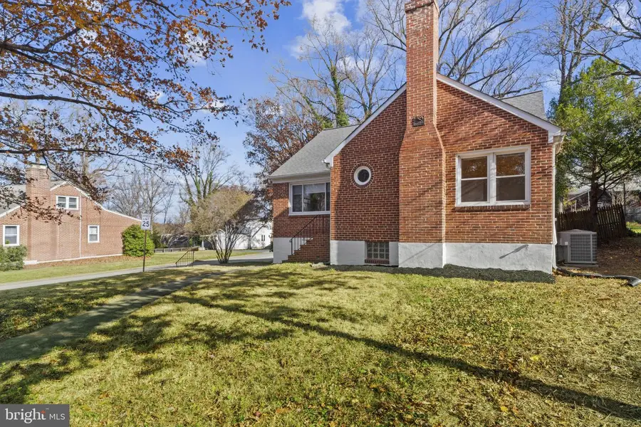 5709 Woodcrest Ave, Baltimore, MD 21215 - Image #3