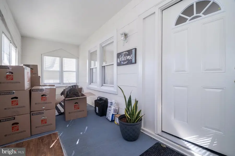 806 Pontiac Ave, Baltimore, MD 21225 - Image #2