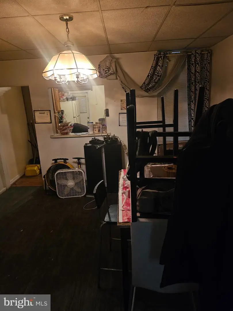 520 Sanford Pl, Baltimore, MD 21217 - Image #2