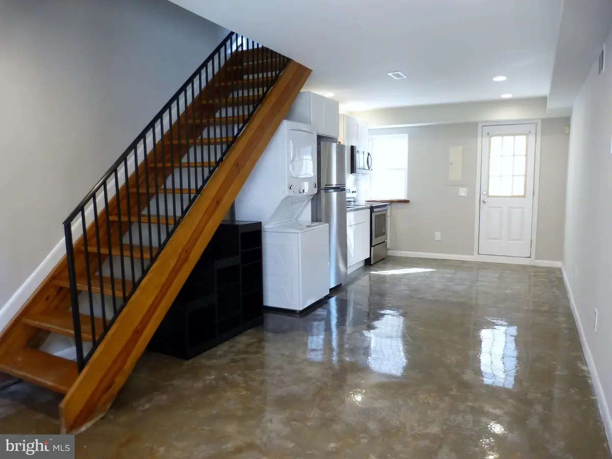 3 E Kaufman Ct, Baltimore, MD 21230 - Image #1